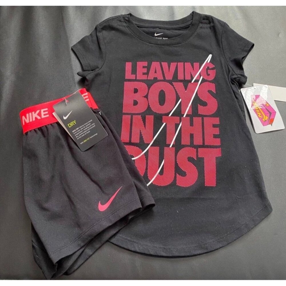 NWT Nike Athletic Set Girls Size 6